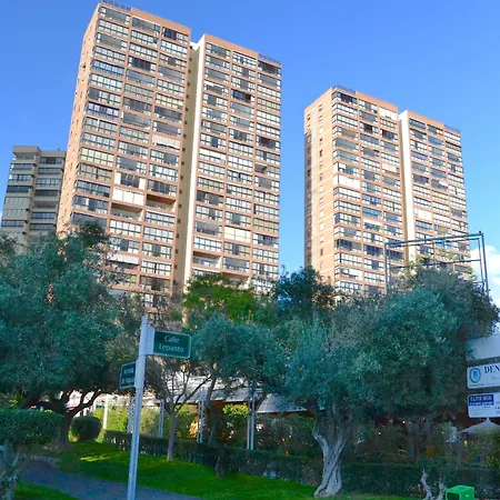Edificio Gemelos 2 Benidorm