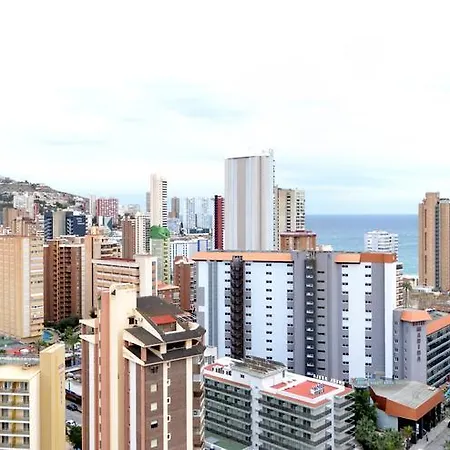 Edificio Gemelos 2 *